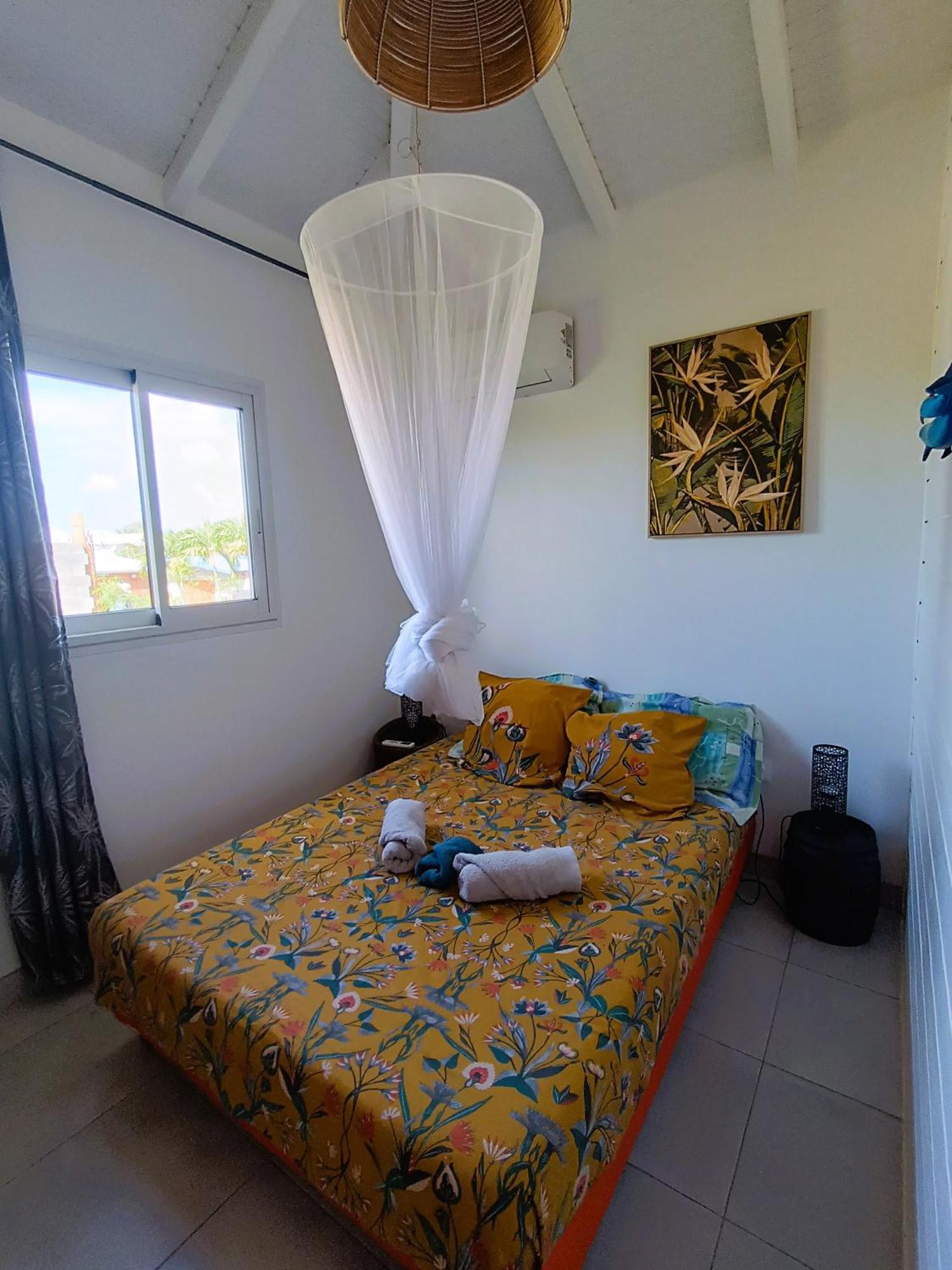 Kaz A Klemence Gite Creole Avec Piscine Et Table Dhotes A Anse Bertrand Exteriér fotografie